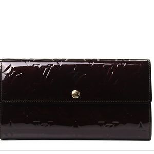 Louis Vuitton Black Vernis Sarah Wallet